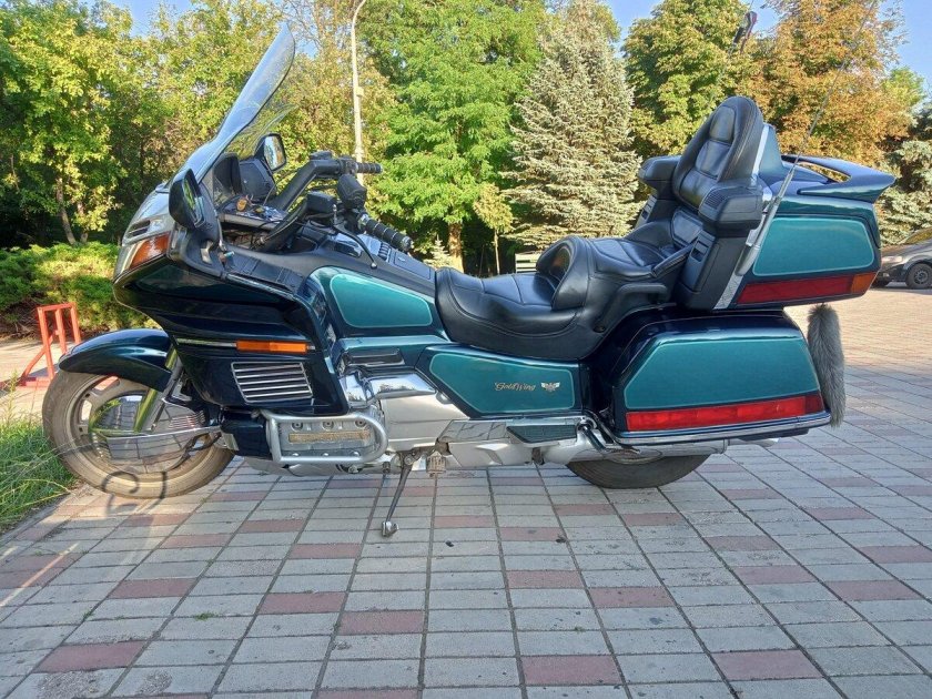 Хонда Голд Винг