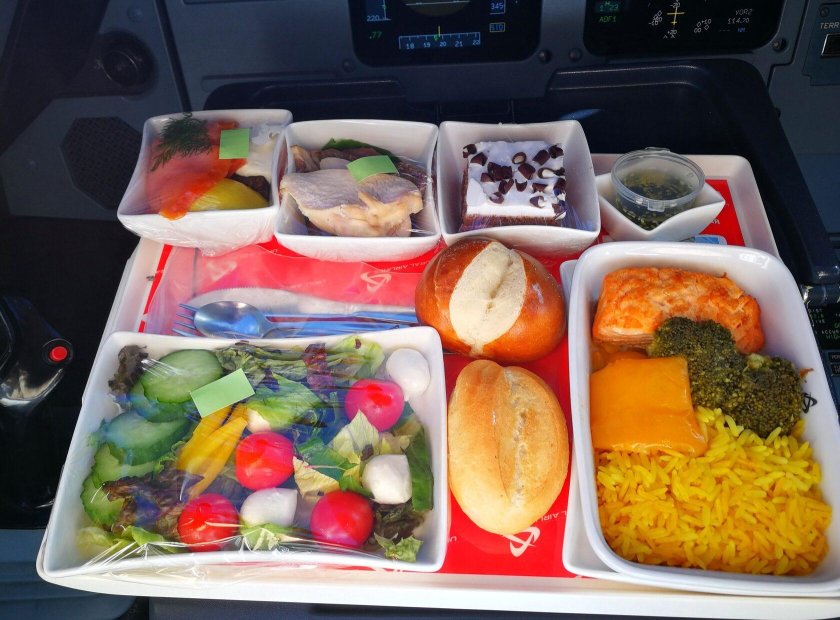 Еда в самолете