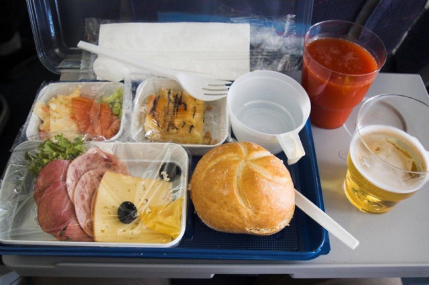 Еда в самолете
