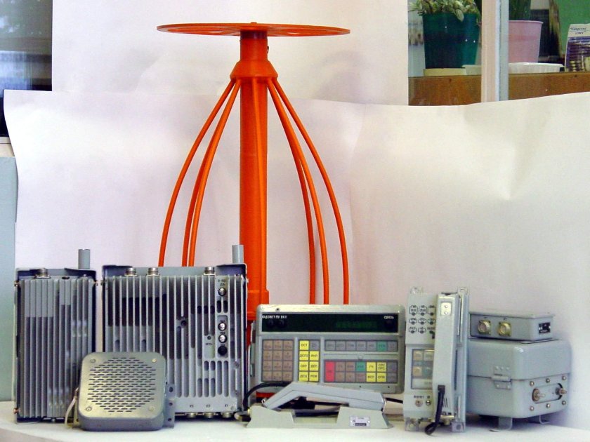 Локомотивная радиостанция РВ-1м УКВ