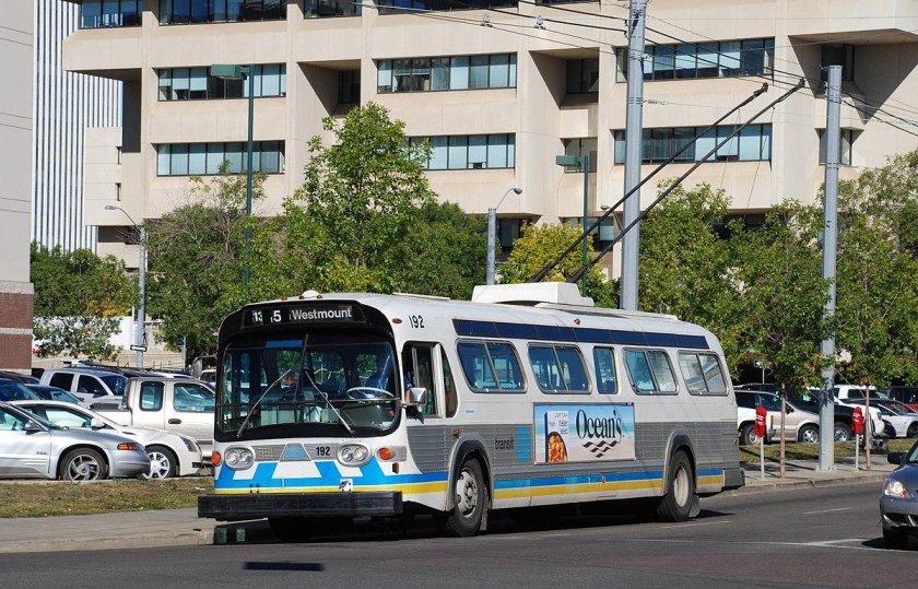 Нью Йорк троллейбус