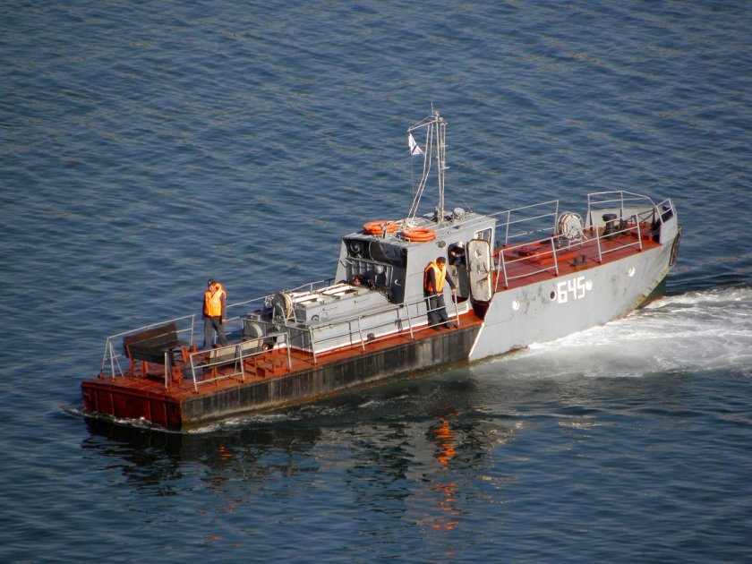 Катер буксир 1439