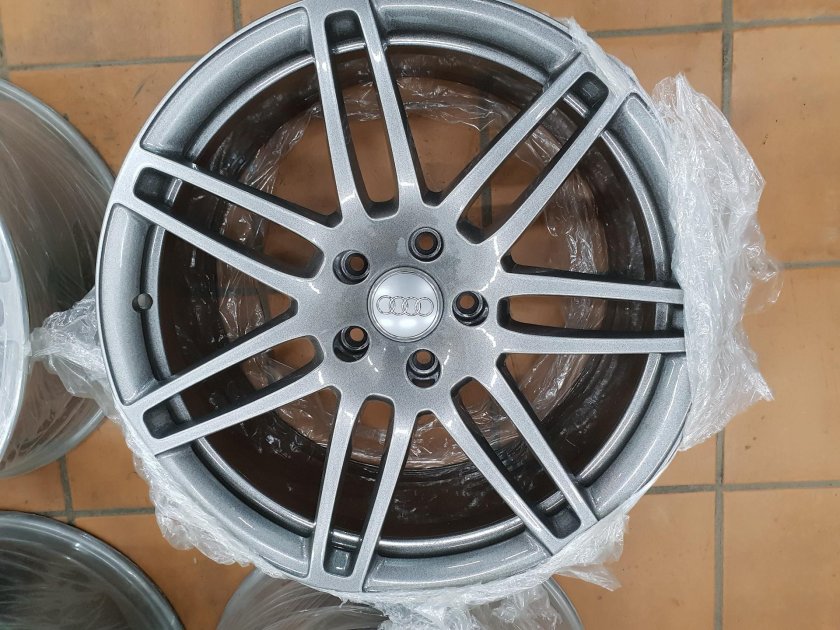 Кованые диски Audi r17