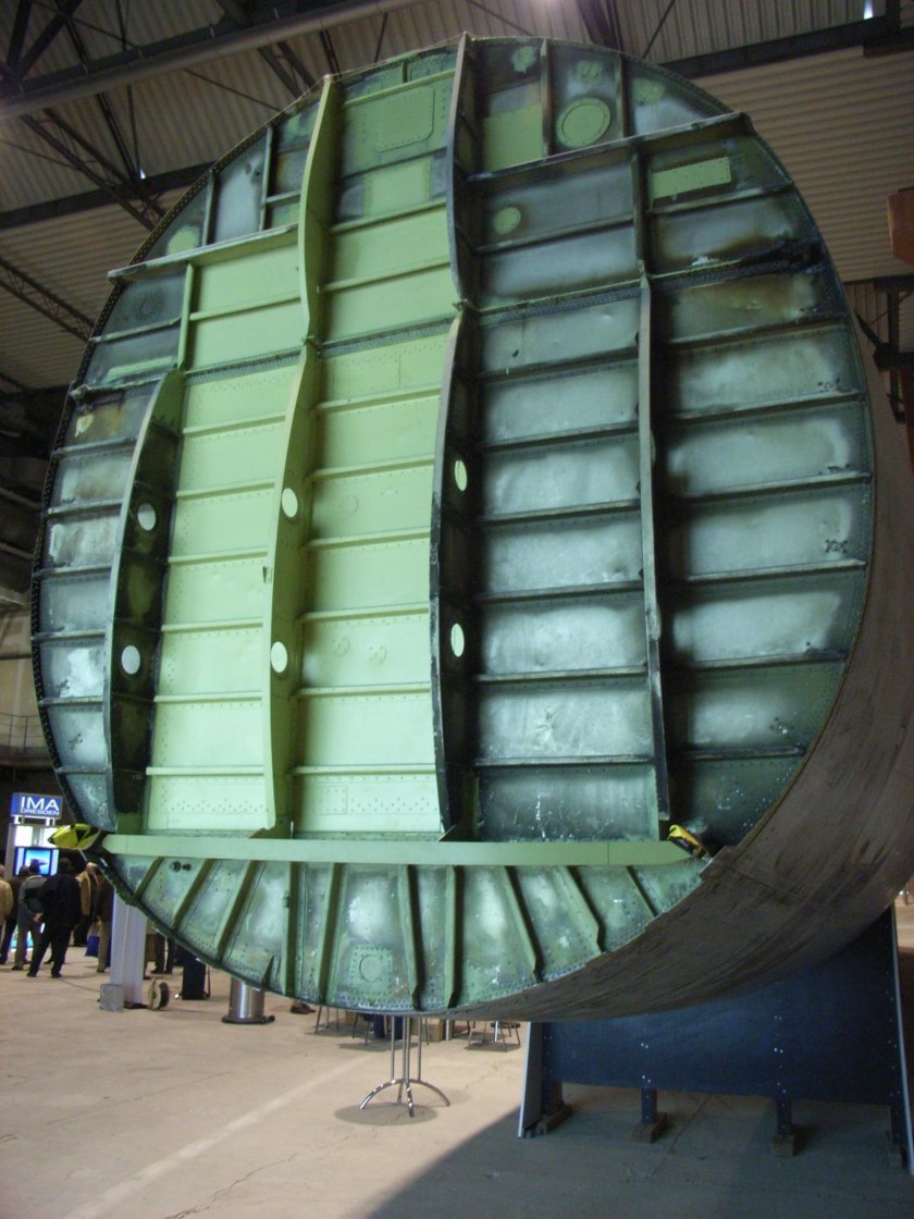 Ту-154 гермошпангоут