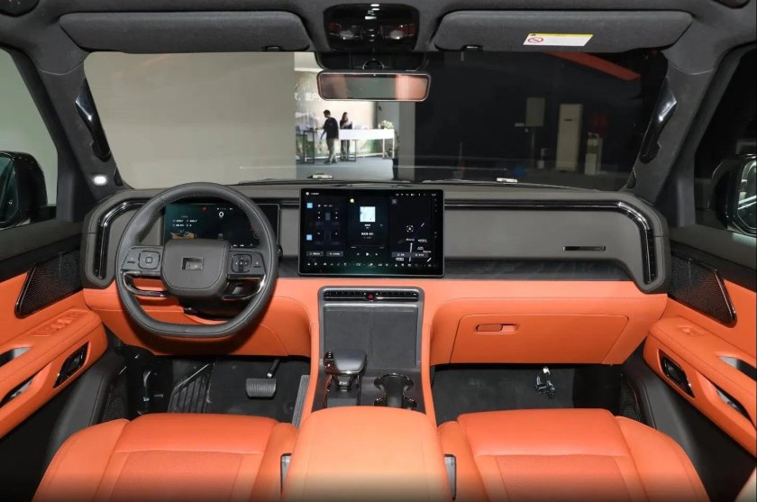 Китайский внедорожник Polar Stone 01