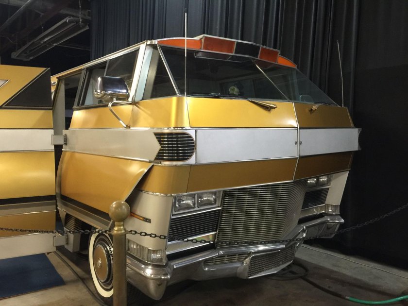 Автодом Кадиллак Эскалейд