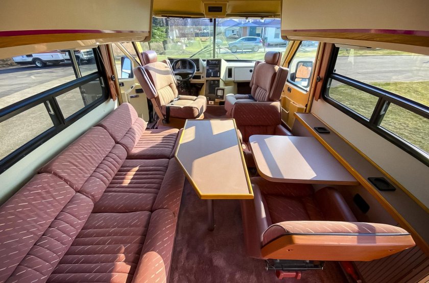 Eldorado Starfire автодом