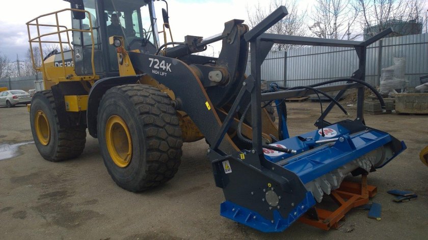 Мульчер Амкодор