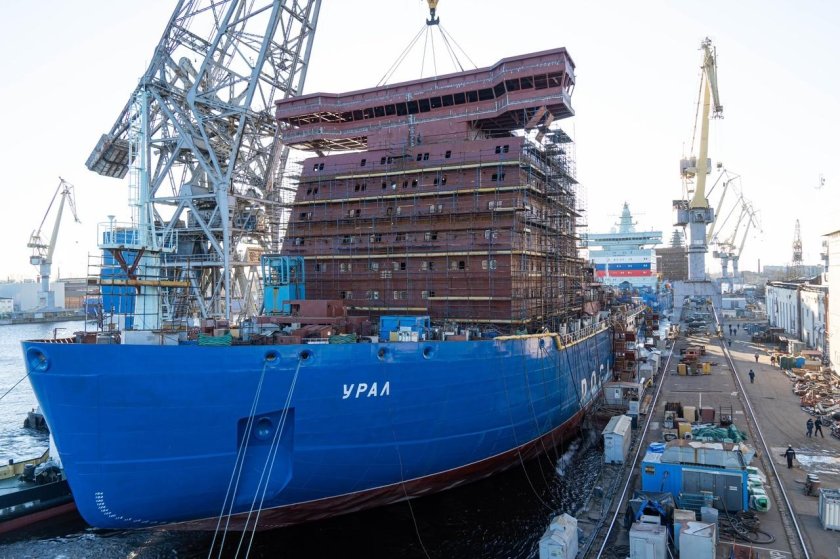 Ледокол Урал проекта 22220