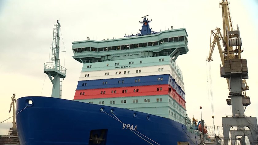 Ледокол Урал 22220