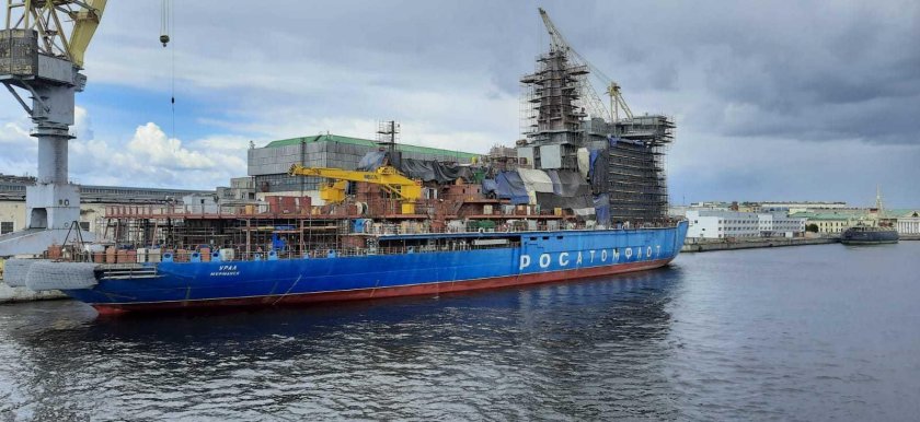 Ледокол Урал 22220