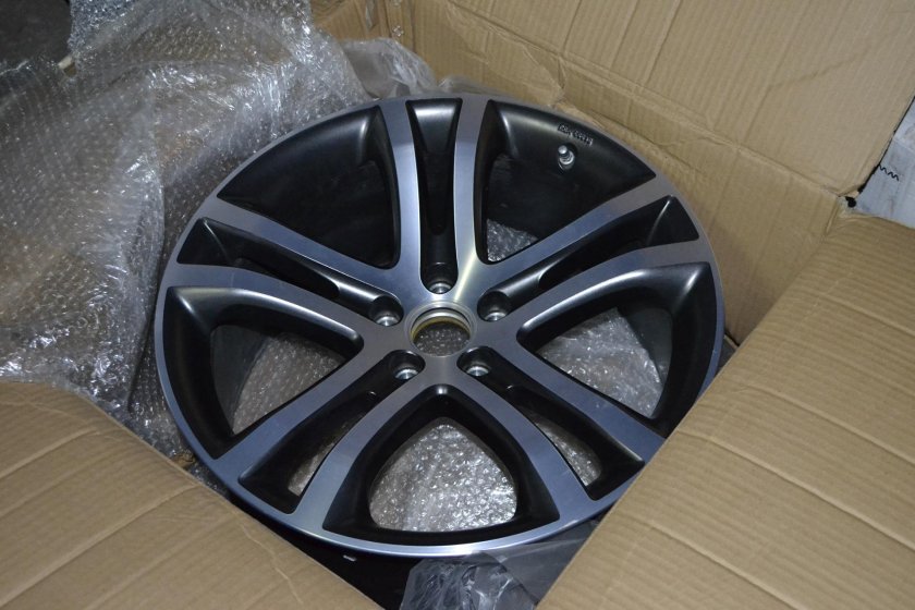 Диски Саванна r19 Тигуан