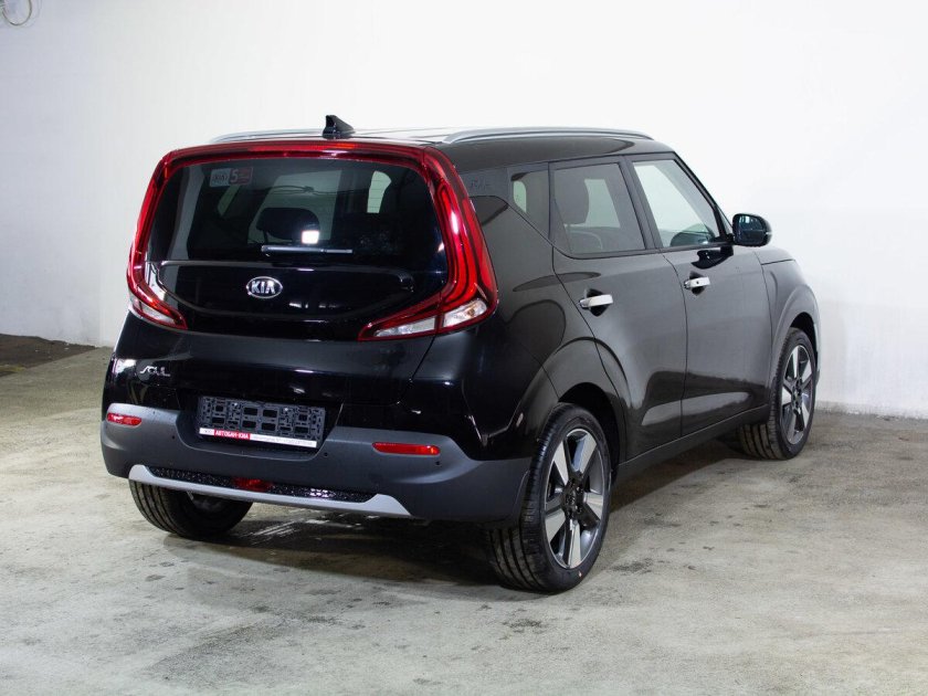 Киа соул 2022 черный