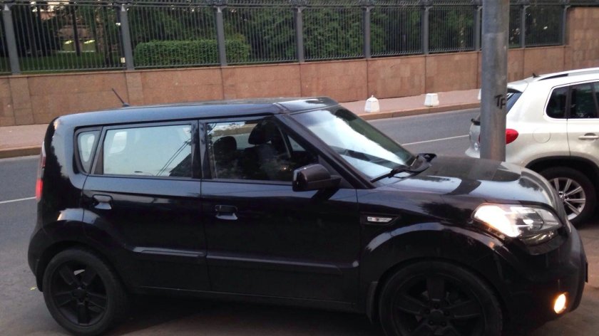 Чёрный Киа соул 1