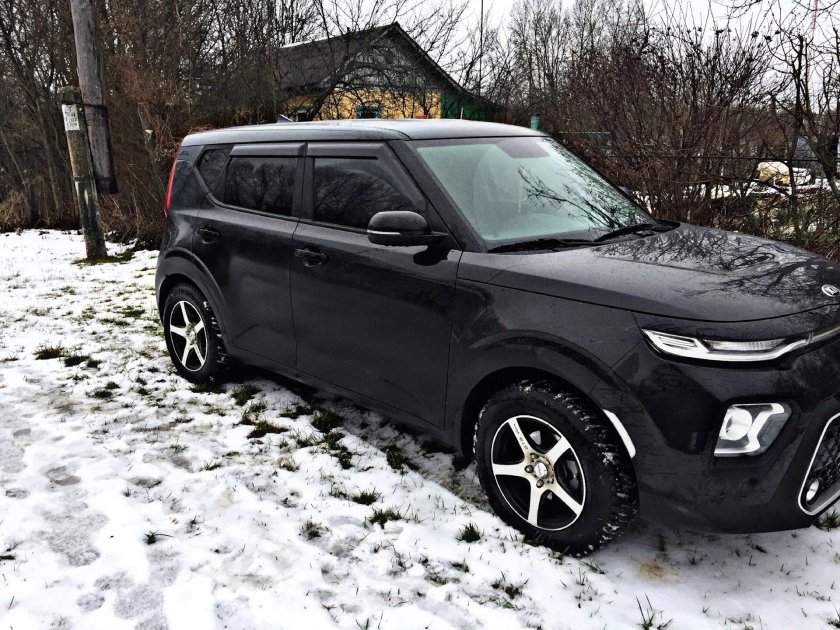 Киа соул черный 2021