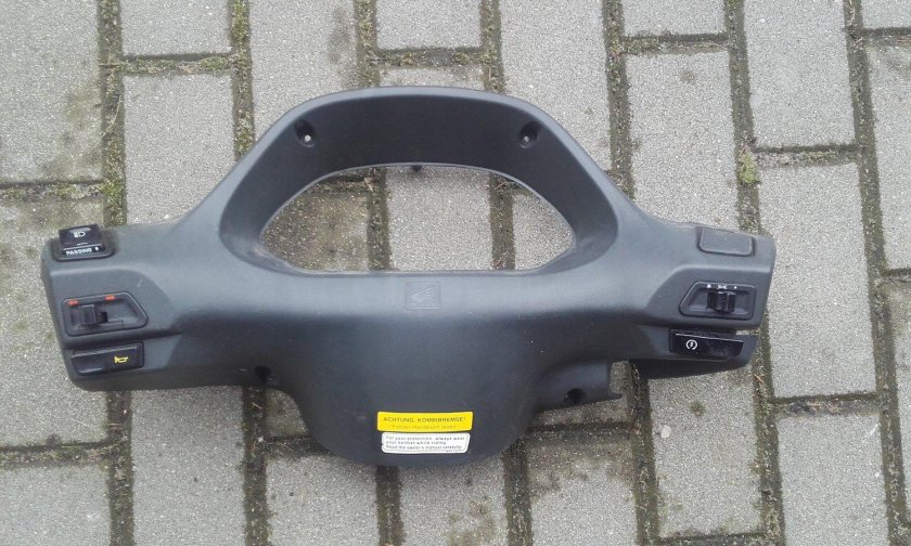 Хонда Пантеон