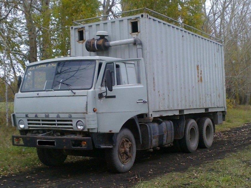 КАМАЗ 53212 контейнеровоз
