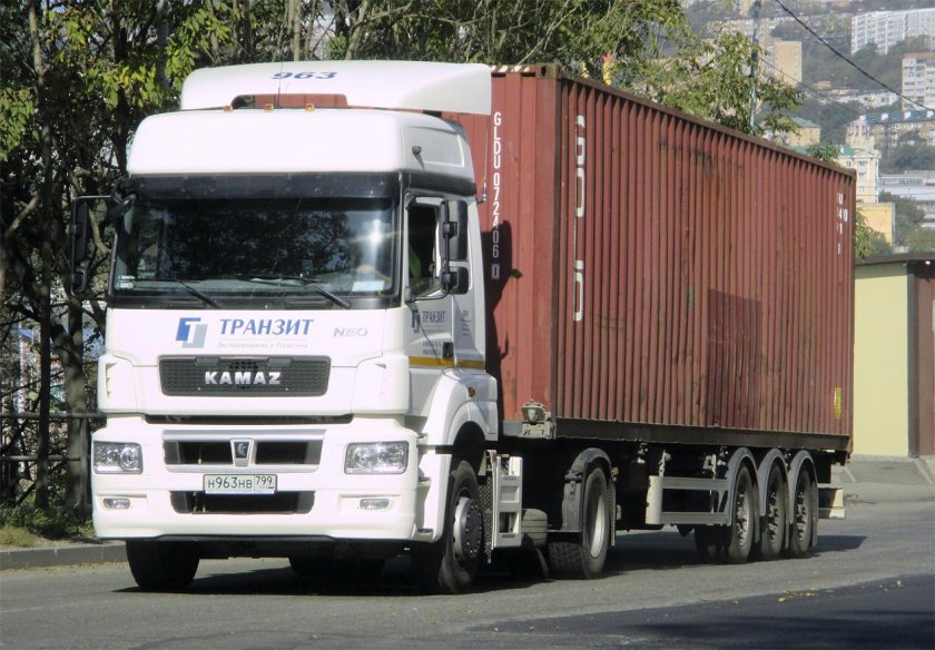 КАМАЗ 5490 Нео контейнеровоз
