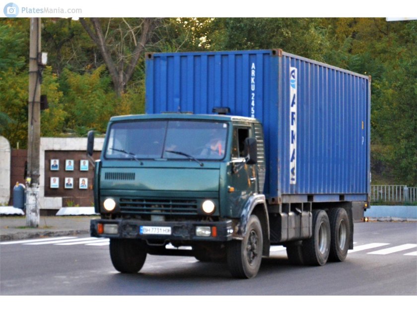 КАМАЗ 53212 контейнеровоз