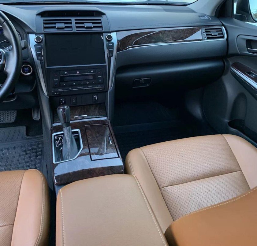 Toyota Camry 2017 салон