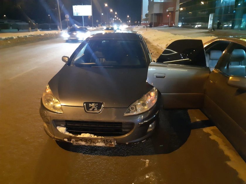 Авария Пежо 407