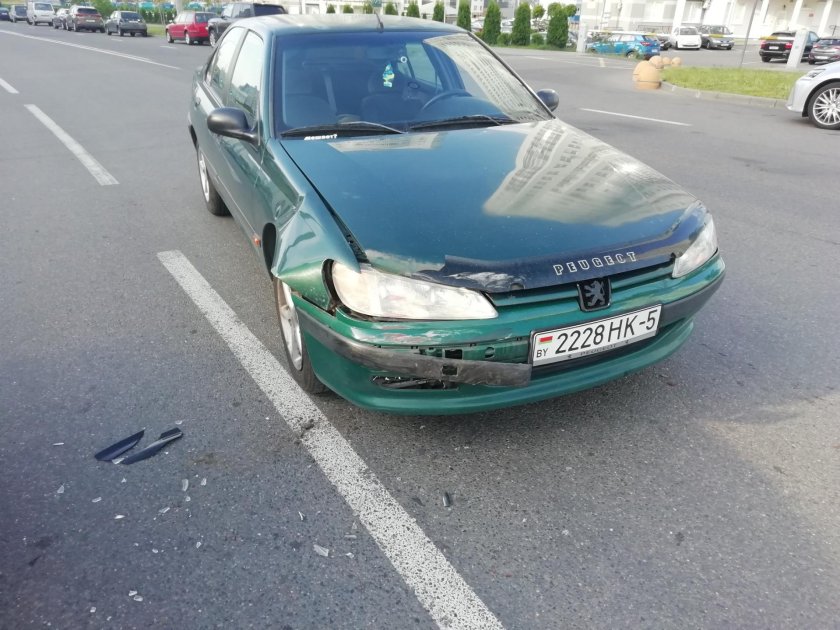 Пежо 406 ДТП