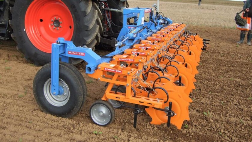 Амазоне культиватор пропашной