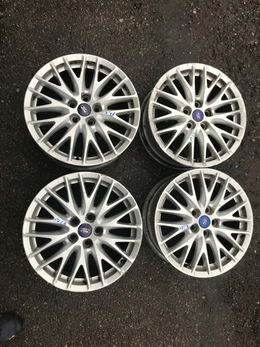 Monza Warwick r17 на Форд фокус