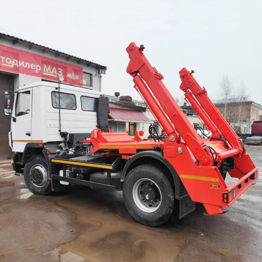 Мусоровоз контейнерный ко-450-09