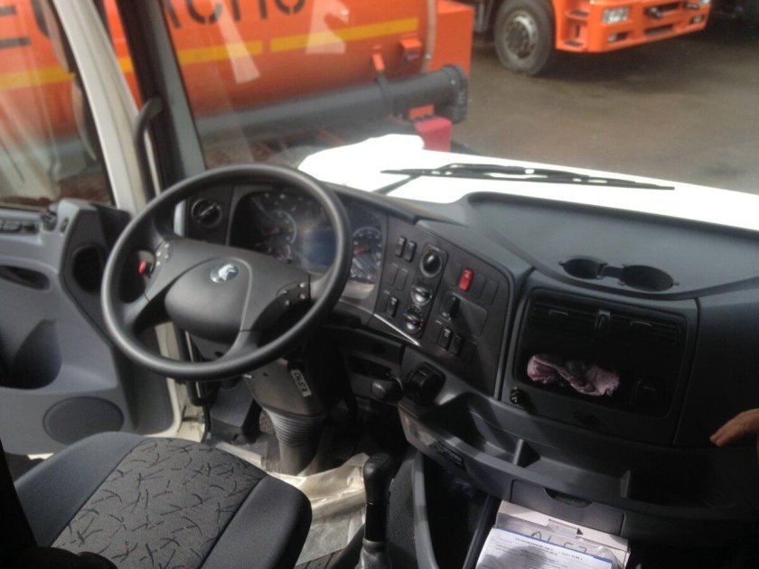 КАМАЗ 6520 Люкс кабина