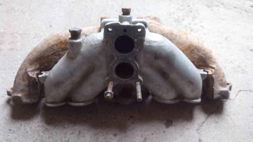 УАЗ 452 впускной коллектор