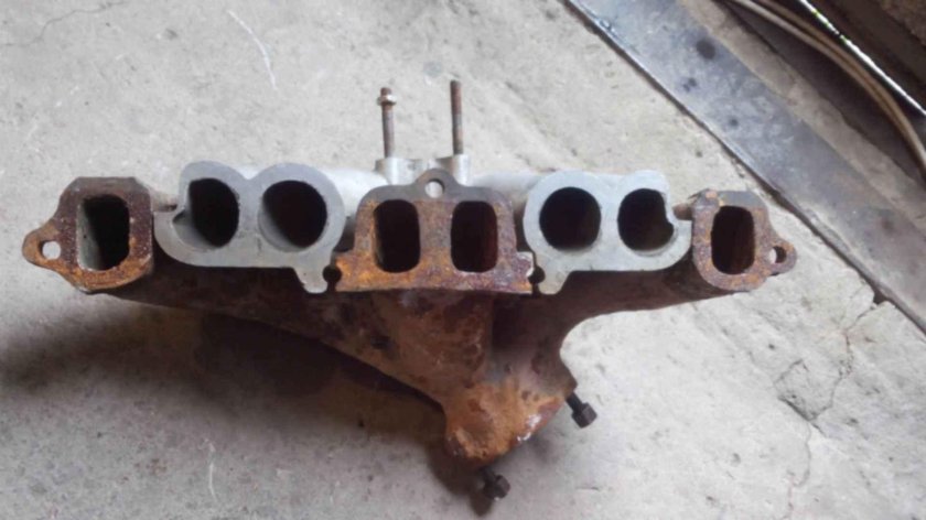 Впускной коллектор УАЗ 469