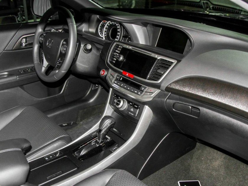 Honda Accord 9 салон