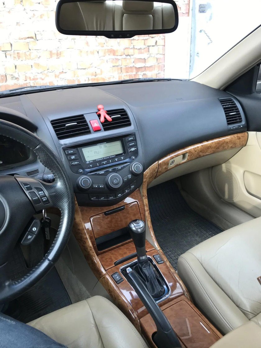Honda Accord 2005 салон велюр
