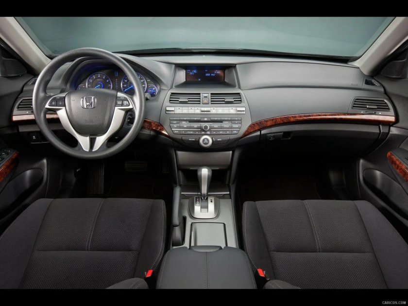 Honda Accord Crosstour 2010
