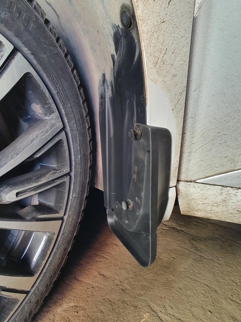 Брызговики Exeed RX