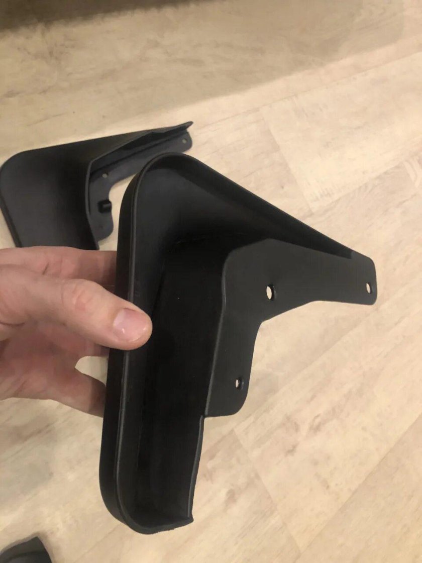 Брызговики Exeed RX