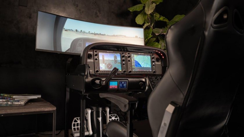 Авиасимулятор кокпит