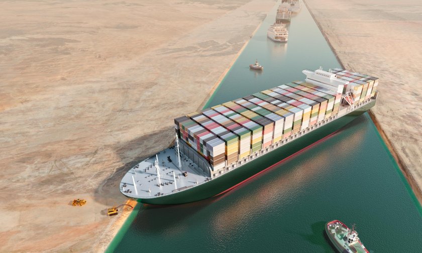 Контейнеровоз Evergreen в Суэцком канале