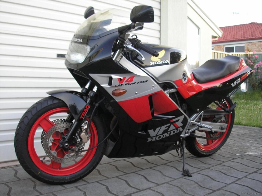 Honda VFR 400 nc21