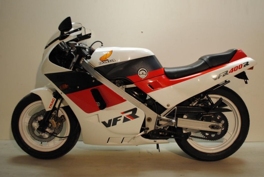 Honda VFR 400 nc21