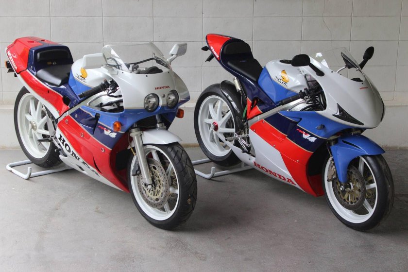 Honda VFR 400 RR