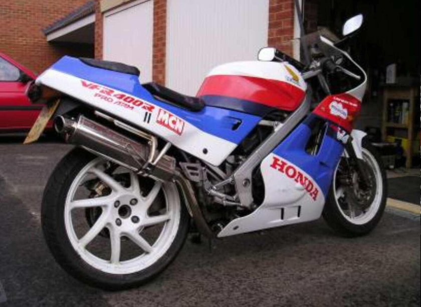 Honda VFR 400 nc24