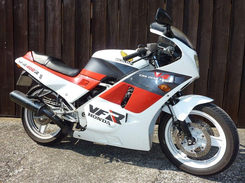 Honda VFR 400