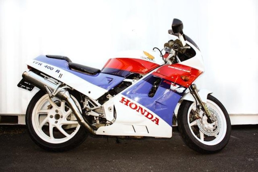 Хонда VFR 400 NC 24