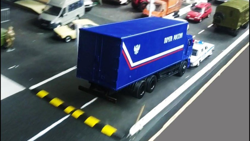 Моделька КАМАЗ почта России