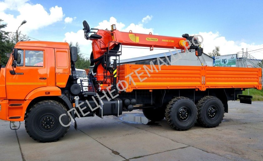 КАМАЗ 43118 бортовой с манипулятором ИТ 150