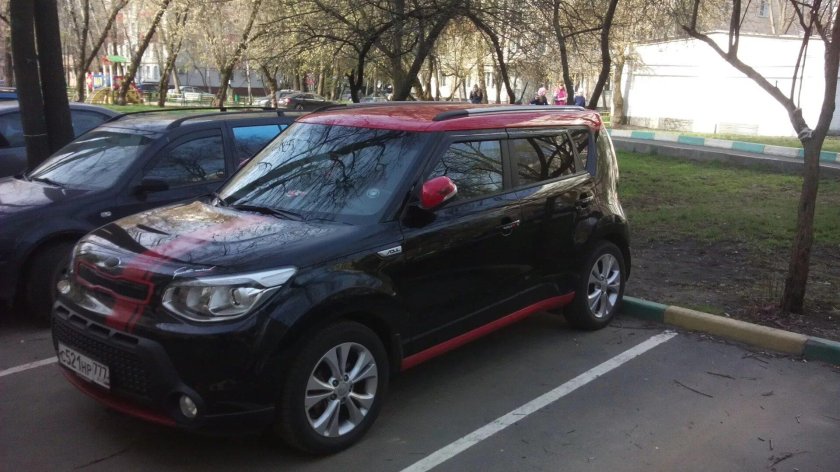 Киа соул красно черная