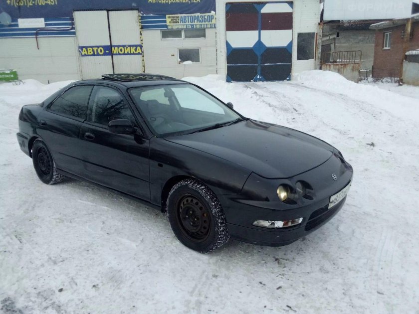 Хонда Интегра 1993 седан