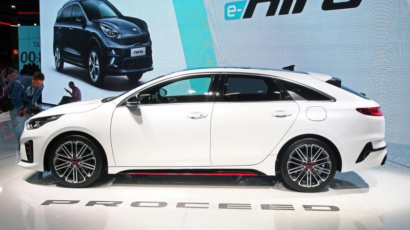 Kia proceed gt 2018